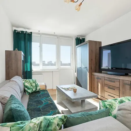 Piastowska Cozy With View By Renters